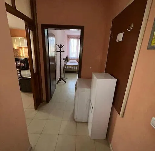 Rezidenca Hasanaj 28 Appartement *